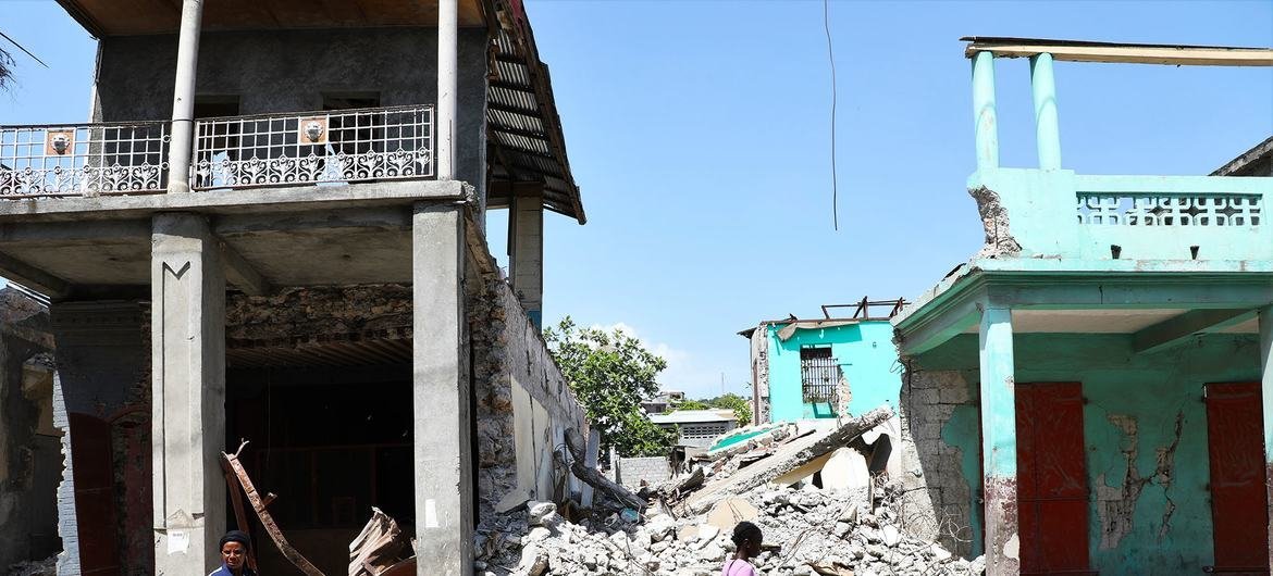 Recycled plastic could be used to build more earthquake resistant structures. Recycled plastic could be used to build more earthquake resistant structures.