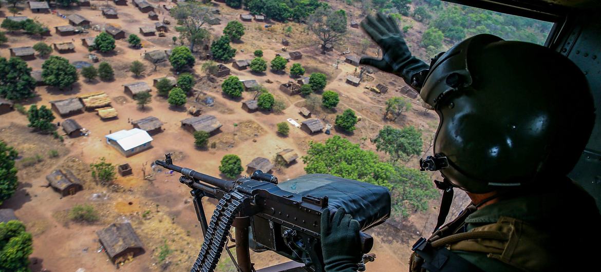 Orta Afrika Cumhuriyeti'ndeki BM Misyonu (MINUSCA), yasadışı silahlı grupların etkisini azaltmak için çalışıyor.