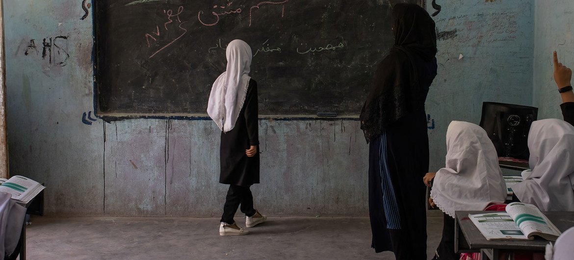 Students in grades 1 to 6 have restarted school in Herat, Afgahnistan, but girls in grades 7-12 have not been attending classes. Students in grades 1 to 6 have restarted school in Herat, Afgahnistan, but girls in grades 7-12 have not been attending classes.