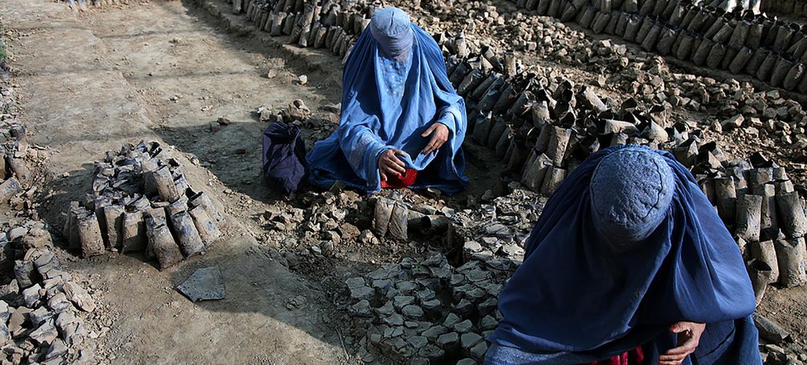 Afghan women work on a farm on the outskirts of Kabul. (file) Afghan women work on a farm on the outskirts of Kabul. (file)