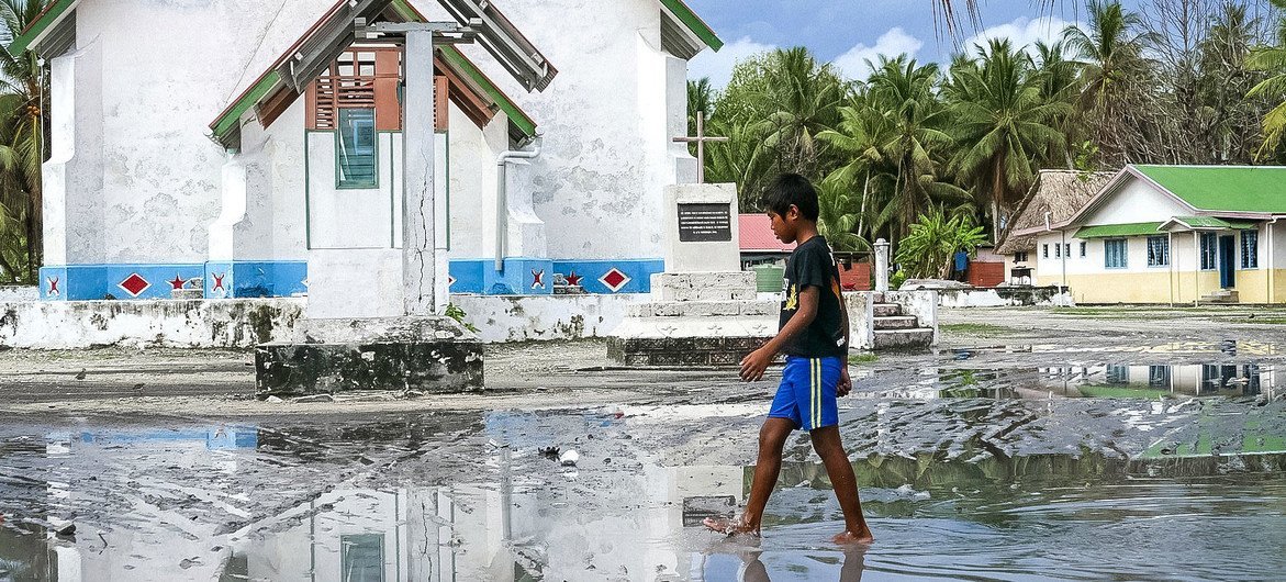 The South Pacific archipelago of Tuvalu is highly susceptible to rises in sea level brought about by climate change. The South Pacific archipelago of Tuvalu is highly susceptible to rises in sea level brought about by climate change.