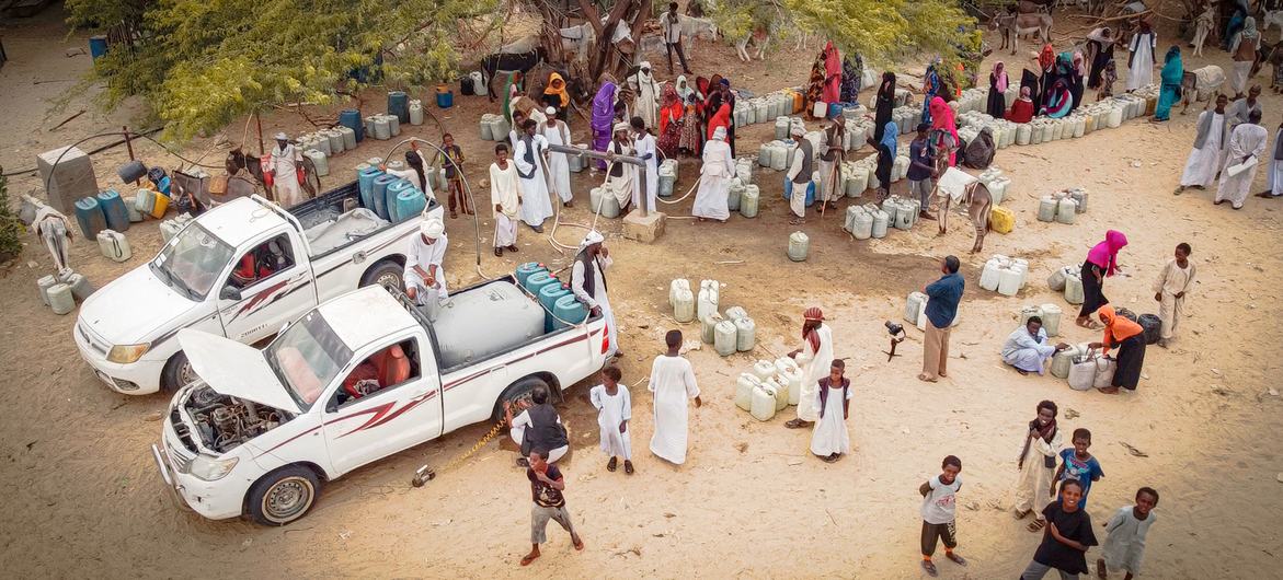 Sudan, Kızıldeniz eyaleti, Gorora köyündeki UNICEF destekli bir su tesisinin havadan görünümü..
