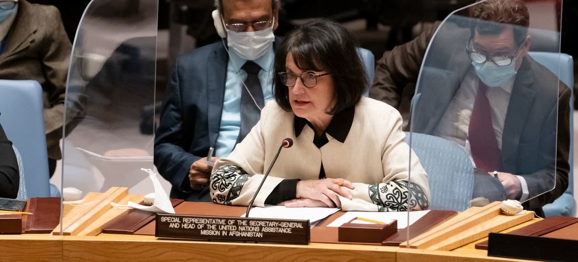 Deborah Lyons, Special Representative of the Secretary-General and Head of the United Nations Assistance Mission in Afghanistan, briefs the Security Council meeting on the situation in Afghanistan. Deborah Lyons, Special Representative of the Secretary-General and Head of the United Nations Assistance Mission in Afghanistan, briefs the Security Council meeting on the situation in Afghanistan.