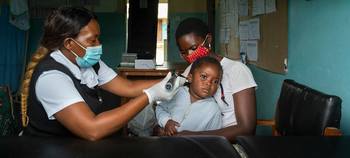 Ear and hearing care in a clinic in Zambia. Ear and hearing care in a clinic in Zambia.