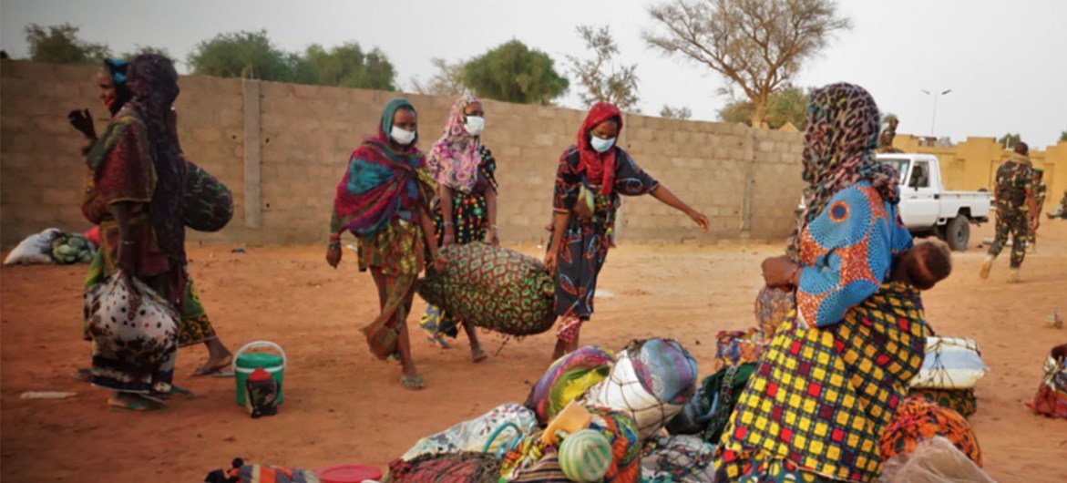 At least 30,000 migrants are stranded at borders in West Africa according to the UN. At least 30,000 migrants are stranded at borders in West Africa according to the UN.