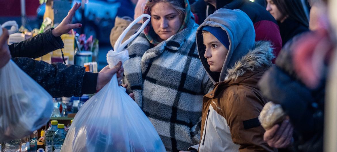 On 5 March 2022, children and families reach Berdyszcze, Poland, after crossing the border from Ukraine, fleeing escalating conflict. On 5 March 2022, children and families reach Berdyszcze, Poland, after crossing the border from Ukraine, fleeing escalating conflict.