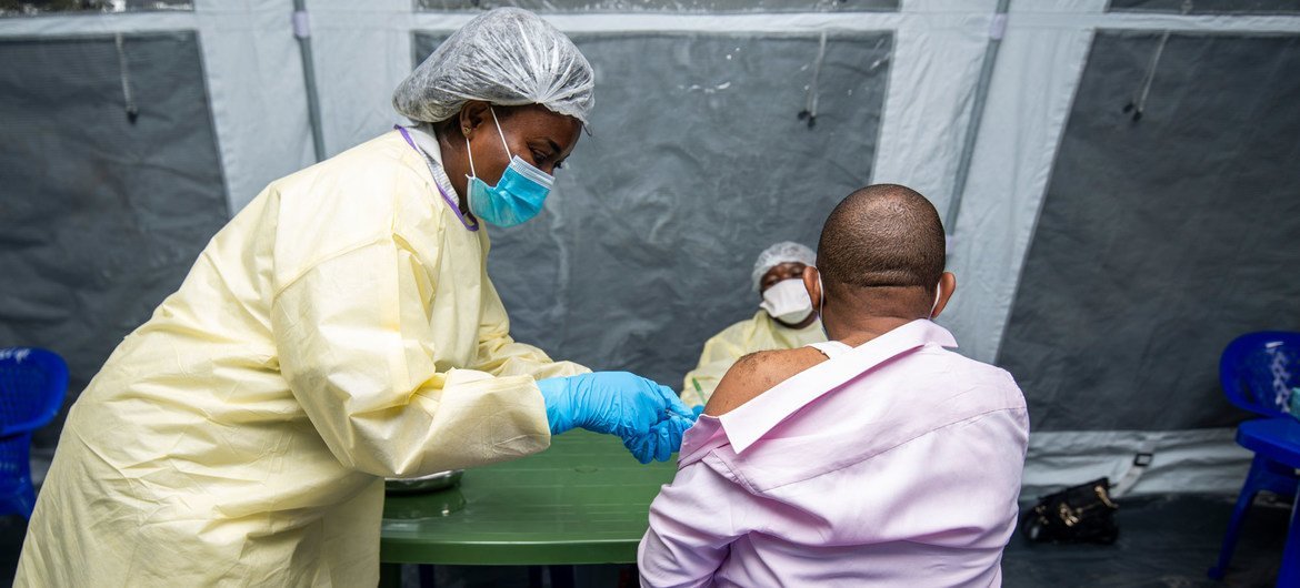 A vaccination campaign against COVID-19 is launched in Goma, Democratic Republic of the Congo, with the vaccines received through the COVAX initiative. A vaccination campaign against COVID-19 is launched in Goma, Democratic Republic of the Congo, with the vaccines received through the COVAX initiative.
