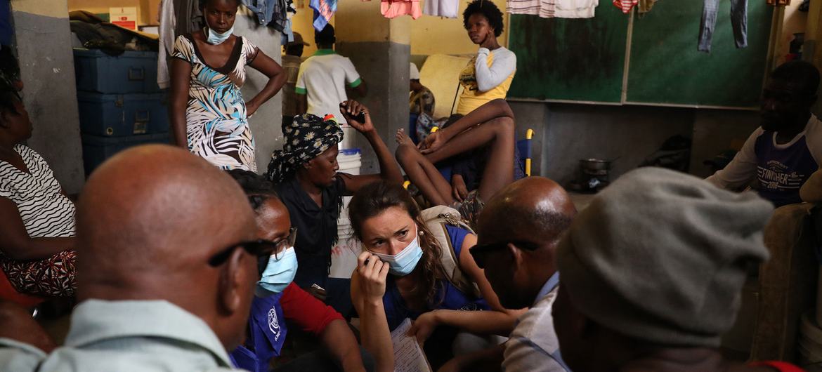 Haiti, Port-au-Prince'de çete şiddeti nedeniyle yerinden edilen insanlar BM tarafından destekleniyor.  (dosya)