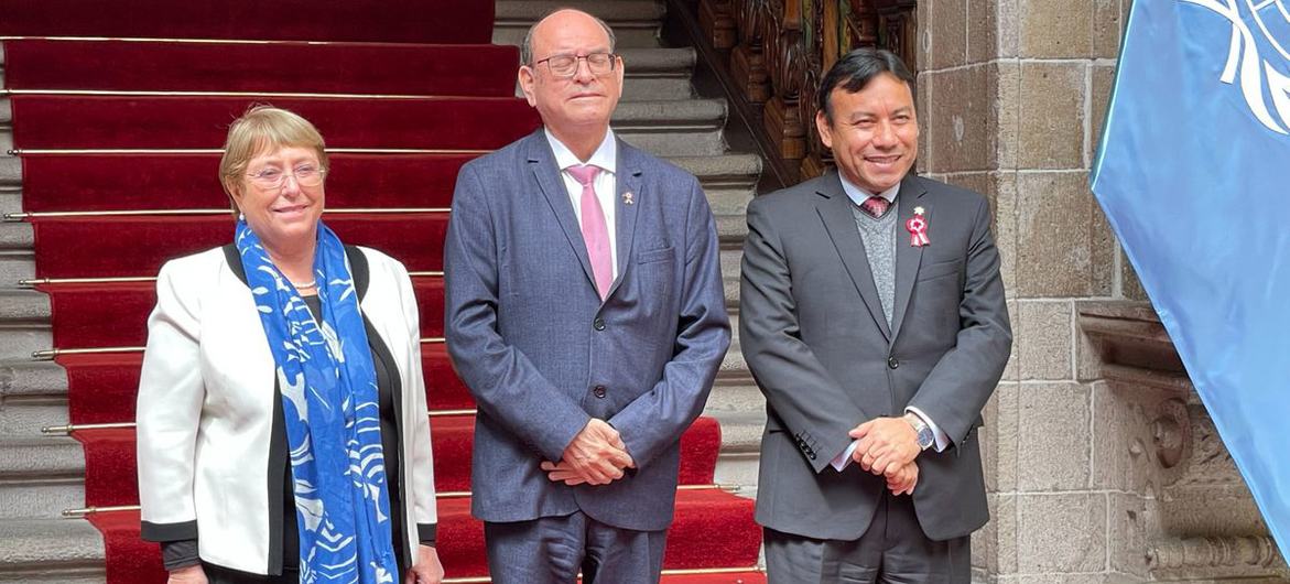 UN Human Rights Chief Michelle Bachelet (left) is welcomed by Peruvian Foreign Minister César Landa (centre) and Justice Minister Félix Chero. UN Human Rights Chief Michelle Bachelet (left) is welcomed by Peruvian Foreign Minister César Landa (centre) and Justice Minister Félix Chero.