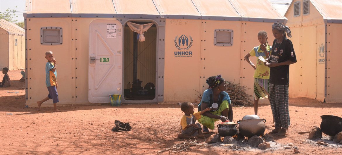 Internally displaced families living at a hosting site in Ouahigouya, Burkina Faso. Internally displaced families living at a hosting site in Ouahigouya, Burkina Faso.