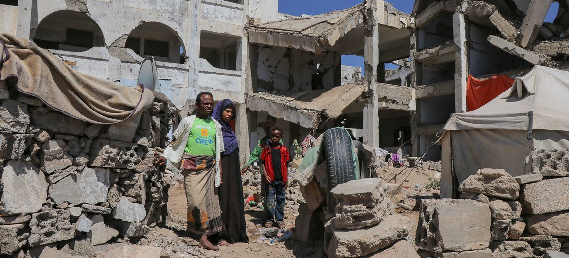 A family in the Al Dhale'e camp for people displaced by the conflict in Yemen. A family in the Al Dhale'e camp for people displaced by the conflict in Yemen.