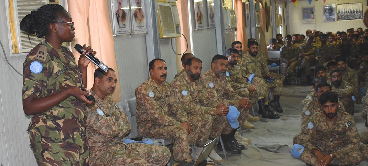 Kenyan peacekeeper, Steplyne Nyaboga, conducts basic gender training to Pakistani troops in Darfur. (file) Kenyan peacekeeper, Steplyne Nyaboga, conducts basic gender training to Pakistani troops in Darfur. (file)