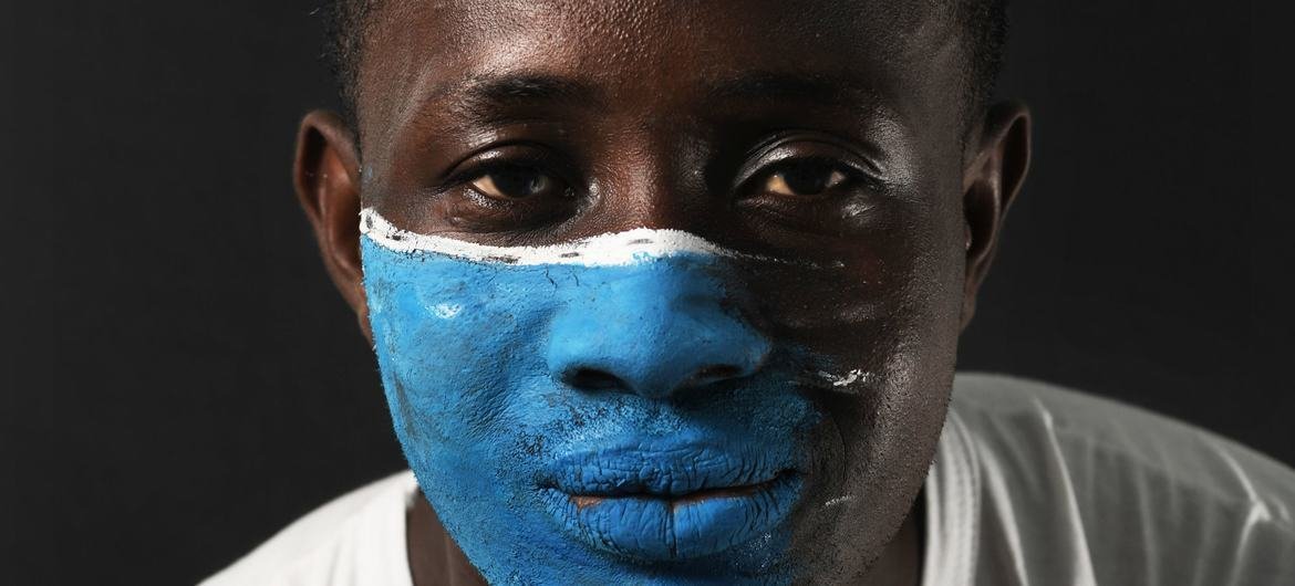 Children in Côte d’Ivoire are painting colorful masks on their faces to raise awareness about the importance of wearing a mask to protect against COVID-19. Children in Côte d’Ivoire are painting colorful masks on their faces to raise awareness about the importance of wearing a mask to protect against COVID-19.